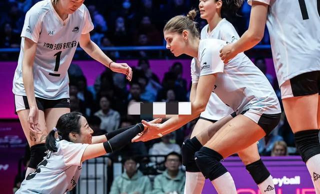 日本击败俄罗斯晋级女子排球半决赛