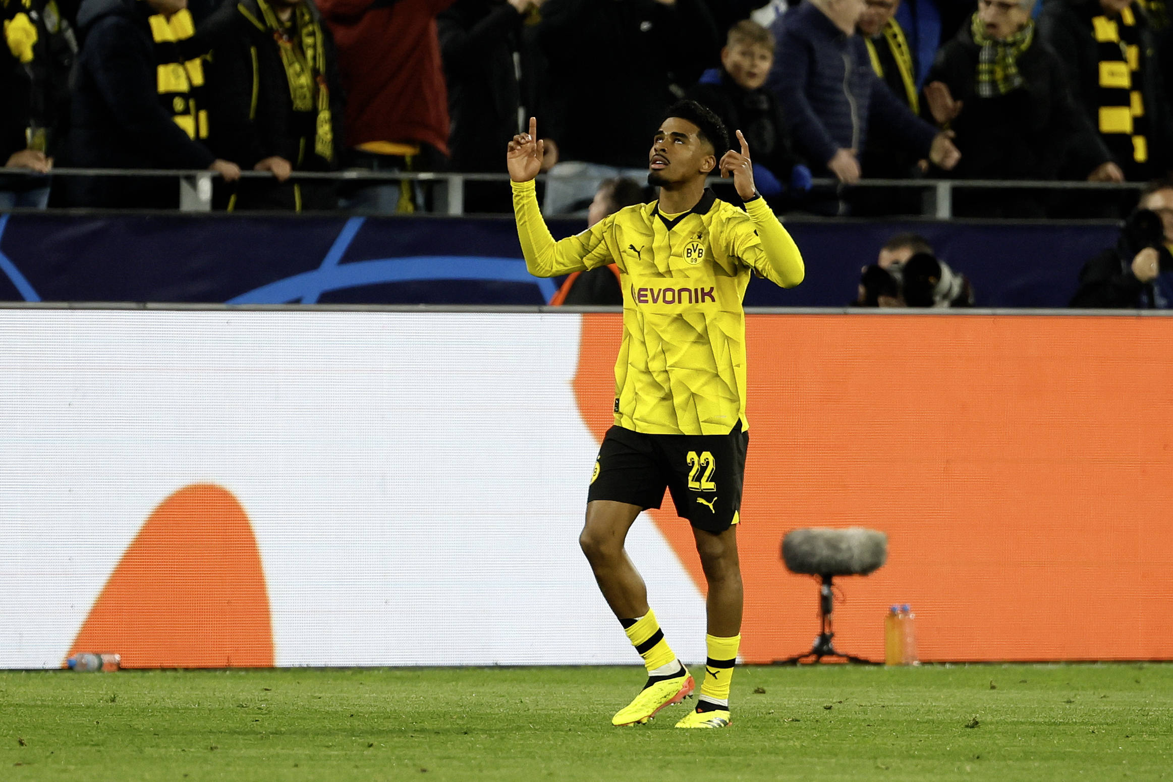 尤文图斯壮志未酬,无缘欧冠四强! 尤文图斯壮志未酬,无缘欧冠四强!