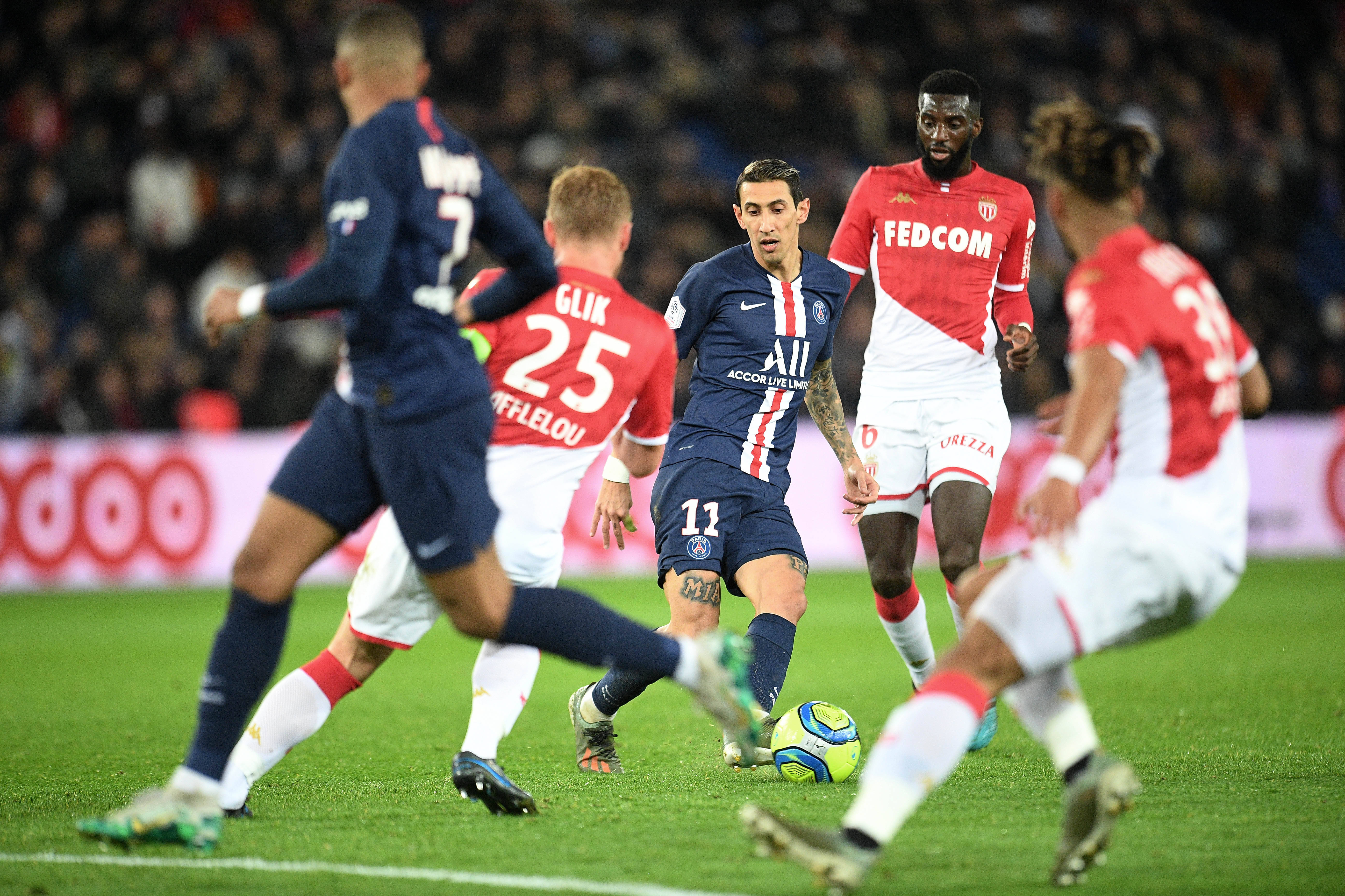 里昂客场不敌斯特拉斯堡,法甲夺冠希望渺茫的简单介绍 里昂客场不敌斯特拉斯堡,法甲夺冠希望渺茫的简单介绍