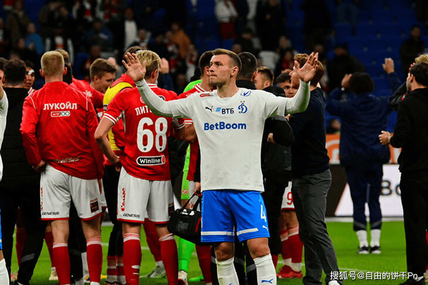 曼联官方宣布球队将与俄罗斯球队交手 曼联官方宣布球队将与俄罗斯球队交手