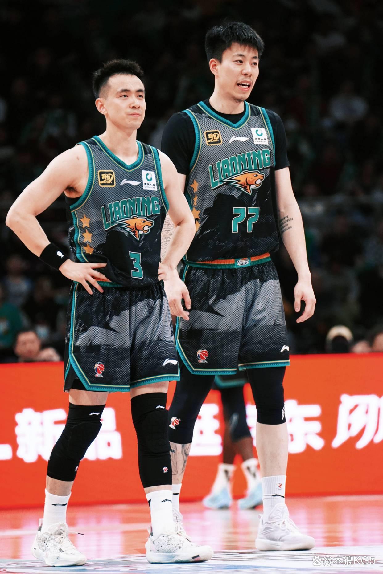 广东男篮收获九连胜战胜新疆男篮 广东男篮收获九连胜战胜新疆男篮