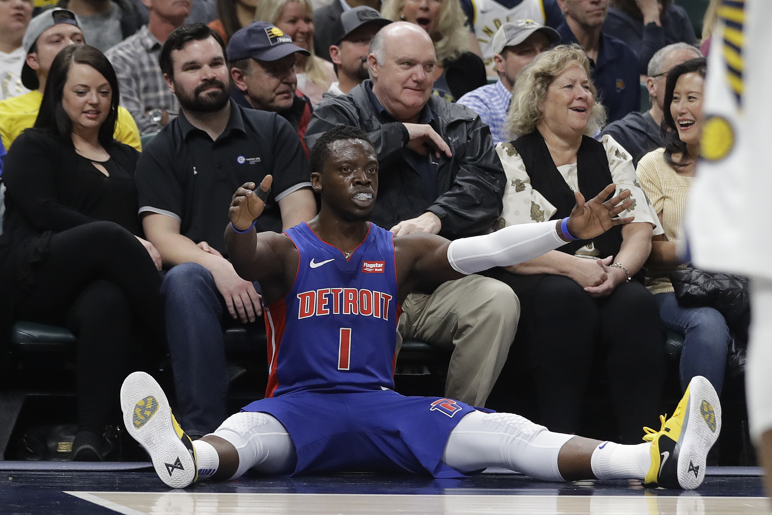 步行者擒下活塞，布鲁格登砍下30+