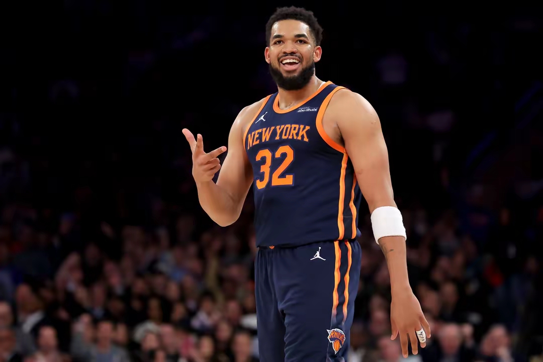 独行侠大胜鹈鹕,唐斯暴扣惊艳球迷 独行侠大胜鹈鹕,唐斯暴扣惊艳球迷