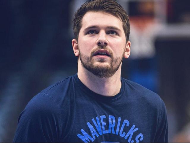 关于猎鹰主场迎战独行侠,特雷-杨会火爆吗的信息 关于猎鹰主场迎战独行侠,特雷-杨会火爆吗的信息