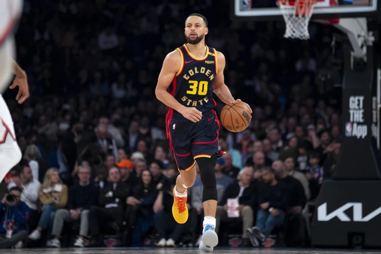 勇士横扫尼克斯,取得五连胜 勇士横扫尼克斯,取得五连胜